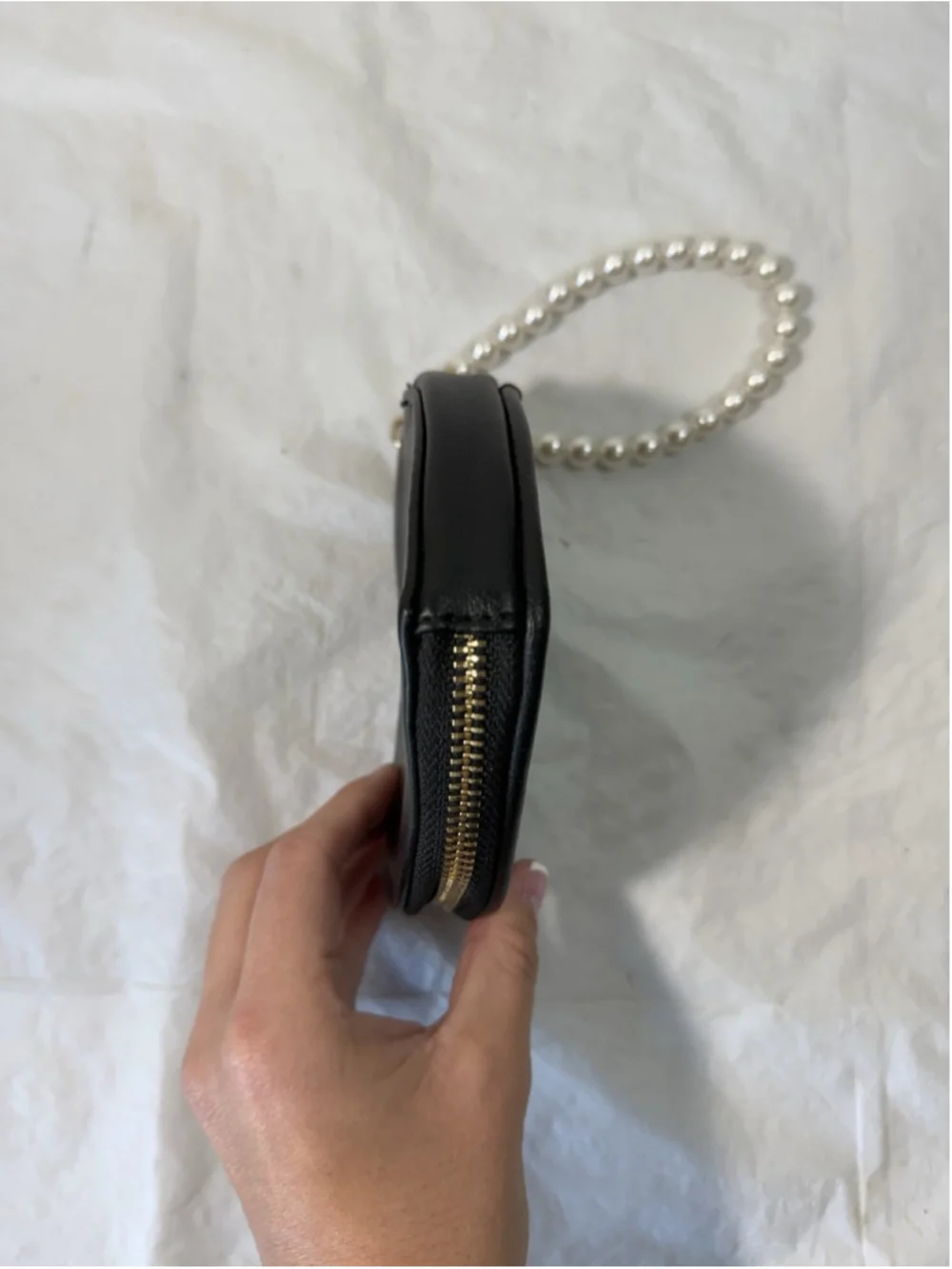 Juicy Couture Lovely Girl Heart Zip Wristlet Licorice Black